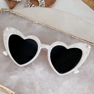 Untamed Petals - MARLEY SUNNIES